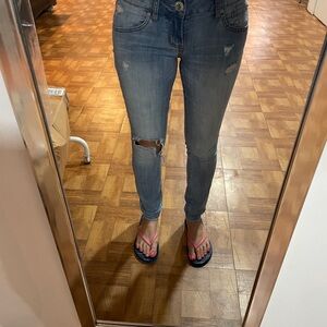 Guess Medium Rise Blue Straight Leg Jeans Classic Style